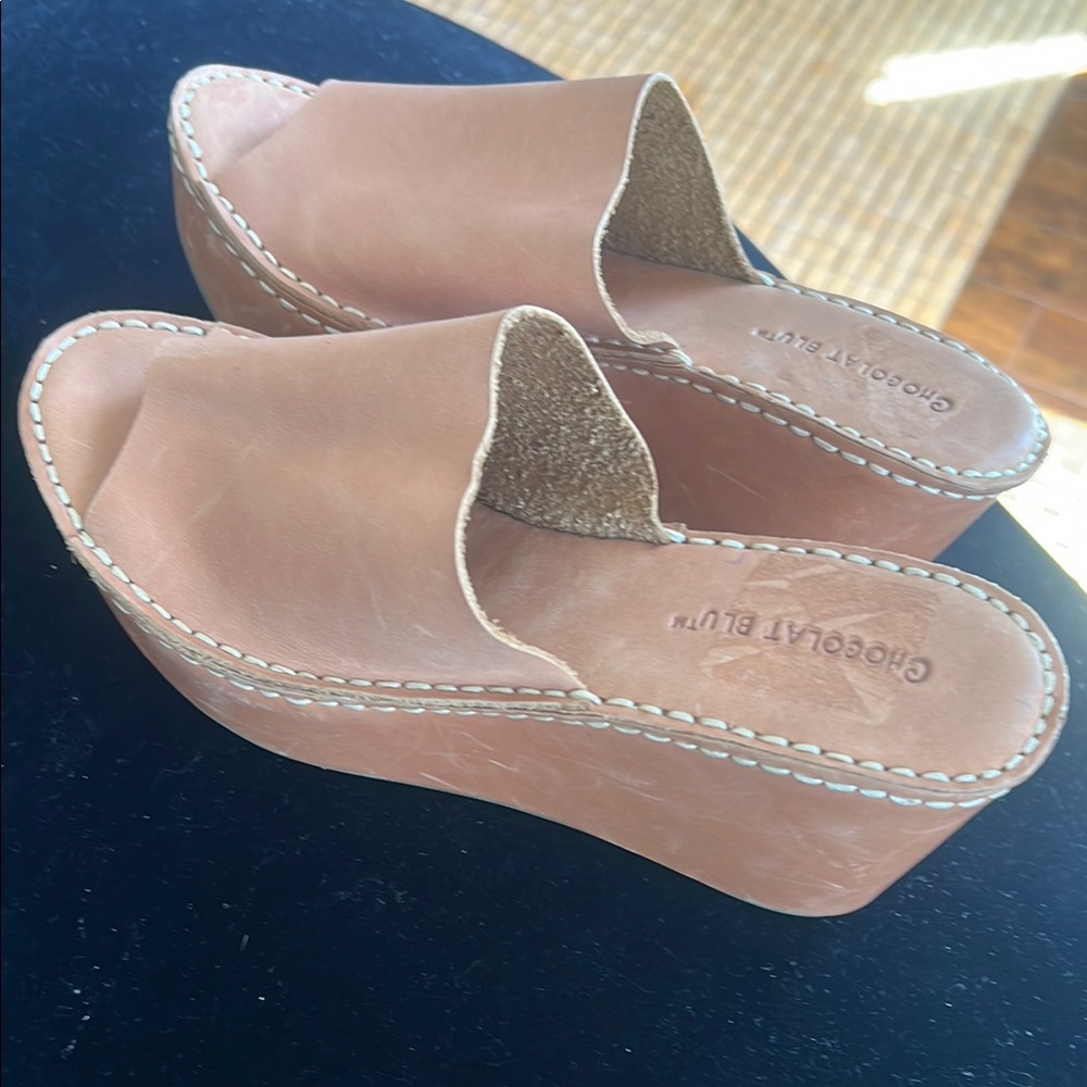 Chocolat Blu Tan Platform Shoes Versatile and Stylish